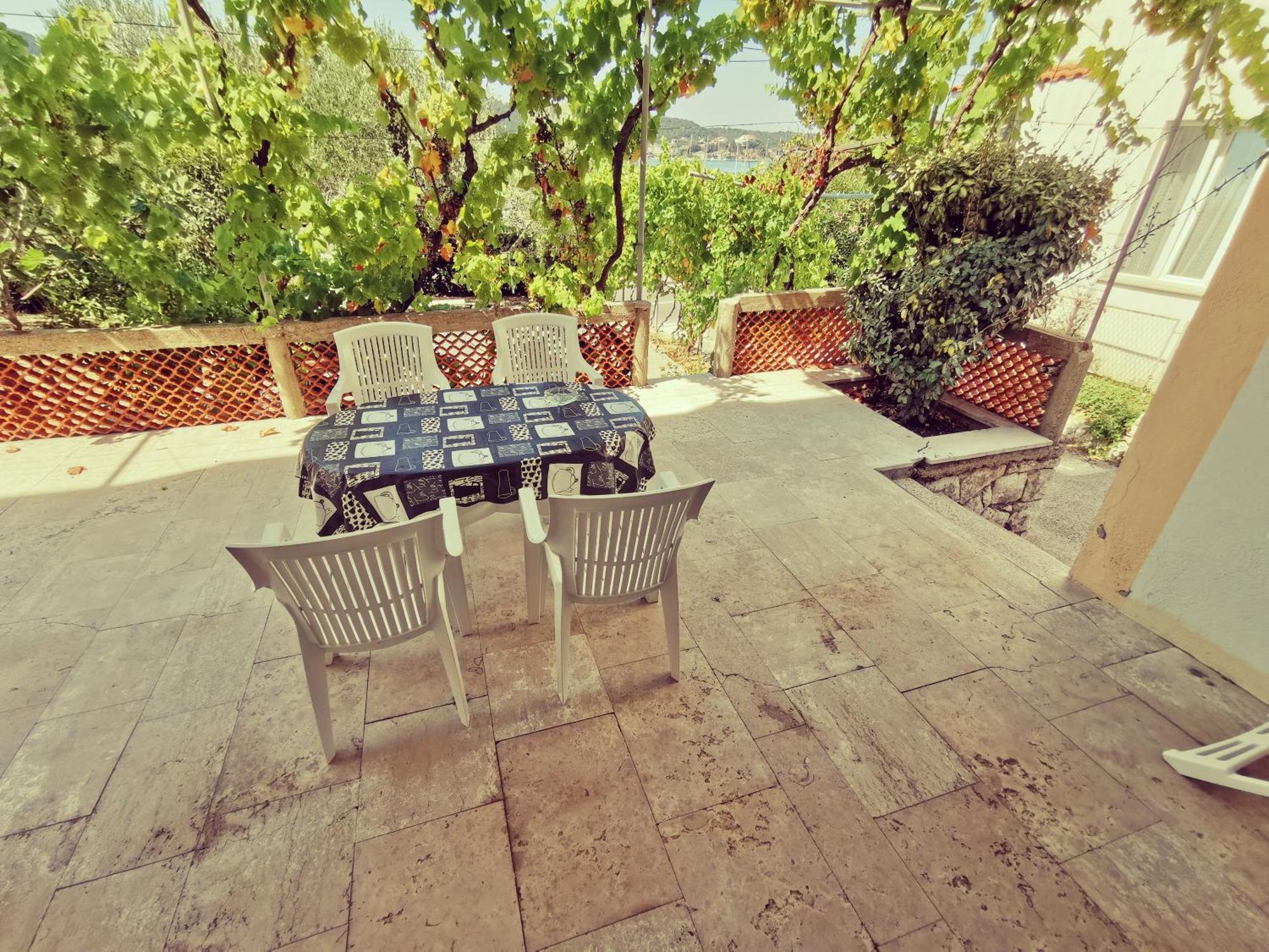 Apartamento Haus Maro Supetarska Draga Habitación foto