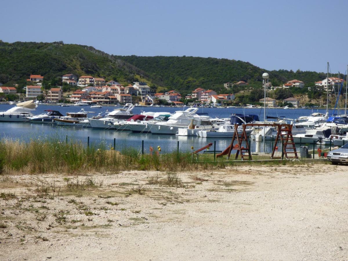 Apartamento Haus Maro Supetarska Draga Exterior foto